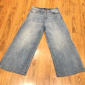 RW&CO. wide-leg jeans